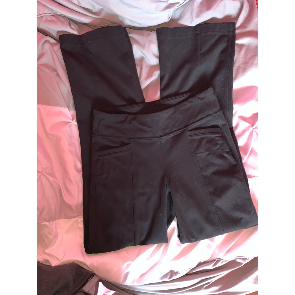 Athleta yoga pants